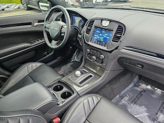 2023 Chrysler 300 300C RWD