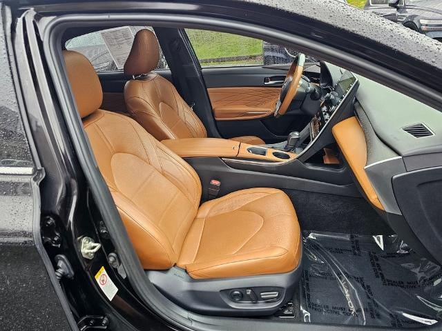 2019 Toyota Avalon XLE (SE)