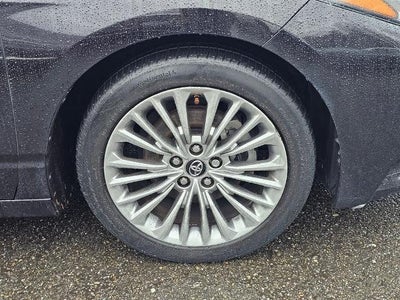 2019 Toyota Avalon XLE (SE)