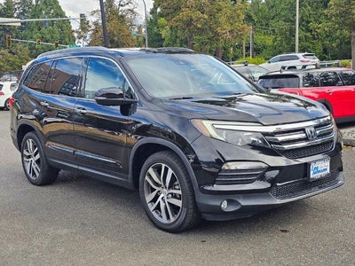 2016 Honda Pilot AWD 4dr Elite with DVD Rear Entertainment System and Navigation