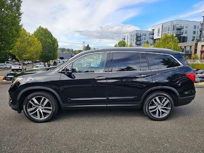 2016 Honda Pilot AWD 4dr Elite with DVD Rear Entertainment System and Navigation