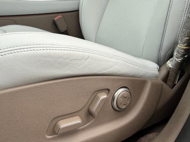 2026 Genesis GV70 2.5T Advanced AWD