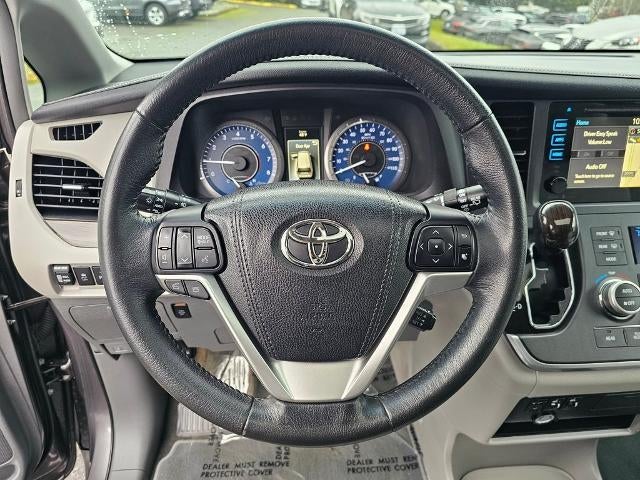 2015 Toyota Sienna 5dr 8-Pass Van XLE FWD (Natl)