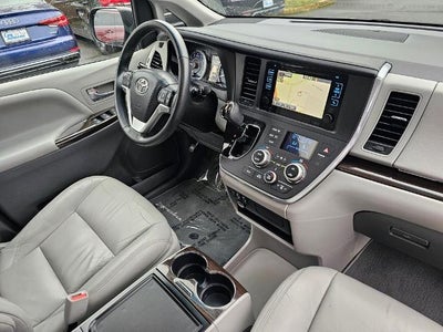 2015 Toyota Sienna 5dr 8-Pass Van XLE FWD (Natl)