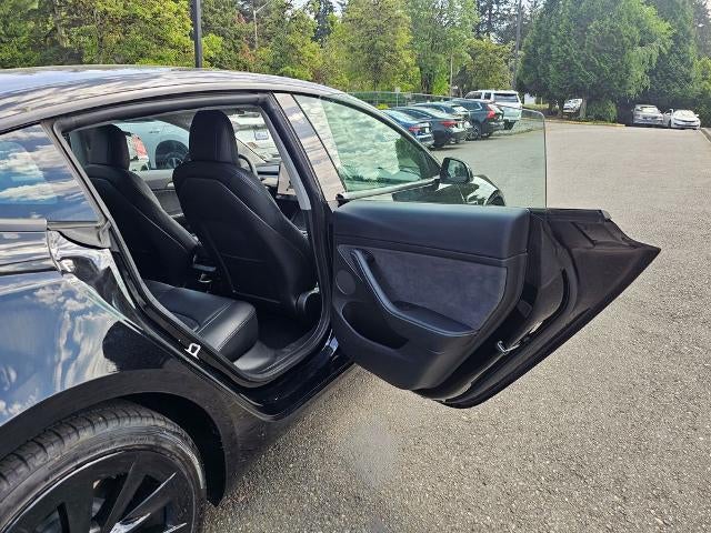 2023 Tesla Model 3 RWD