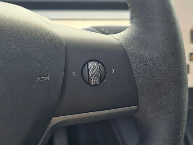 2023 Tesla Model 3 RWD