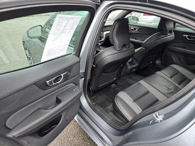 2019 Volvo S60 T6 AWD R-Design