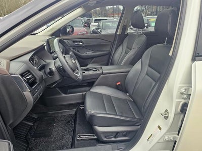 2022 Nissan Rogue AWD SL