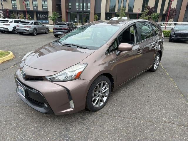 2015 Toyota Prius v 5dr Wgn Five (Natl)