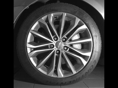 2015 Hyundai GENESIS 4dr Sdn V6 3.8L AWD