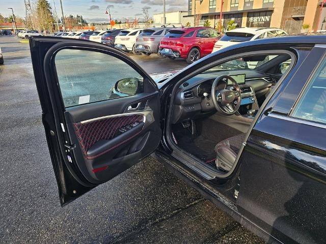 2025 Genesis G70 3.3T Sport Advanced AWD