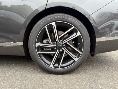2025 Genesis G80 2.5T Advanced AWD