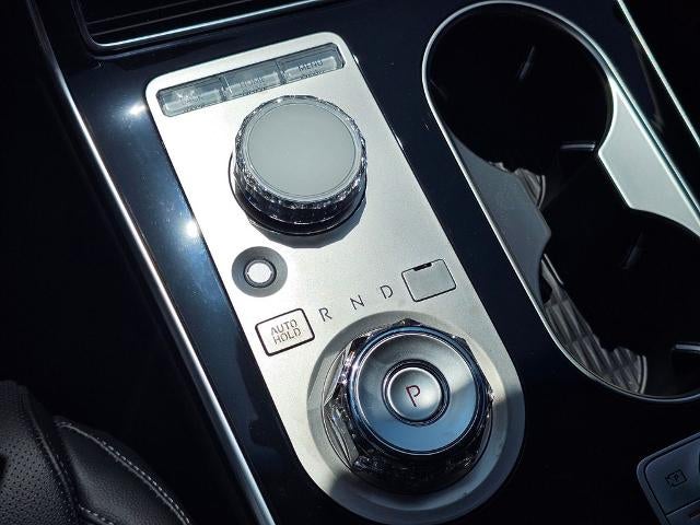 2025 Genesis GV80 2.5T Standard AWD