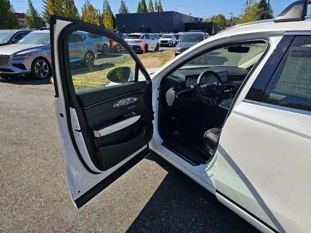 2026 Genesis GV70 2.5T Advanced AWD