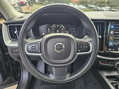 2019 Volvo XC60 T5 AWD Momentum