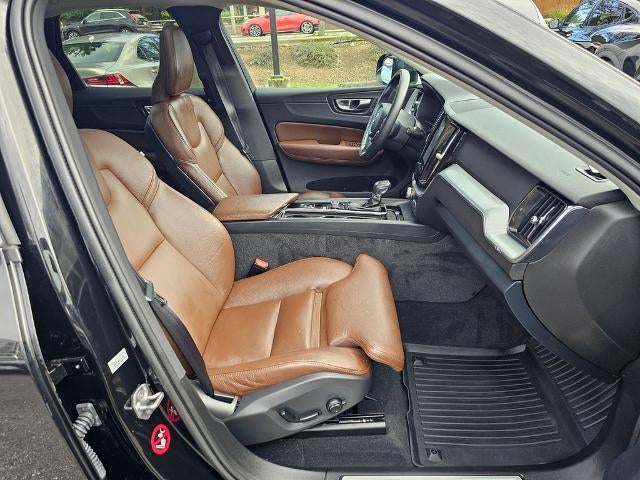 2019 Volvo XC60 T5 AWD Momentum