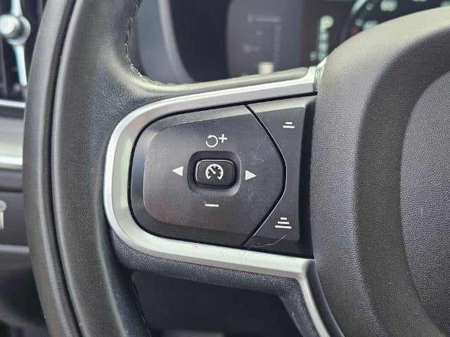 2019 Volvo XC60 T5 AWD Momentum