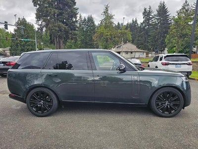 2023 Land Rover Range Rover P530 SE LWB 7 Seat