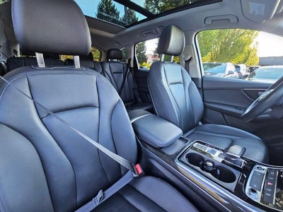 2022 Audi Q7 Premium 45 TFSI quattro