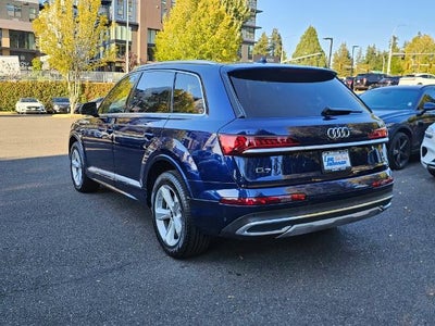 2022 Audi Q7 Premium 45 TFSI quattro