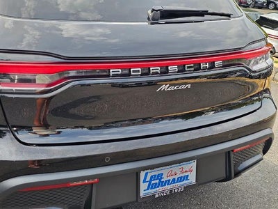 2025 Porsche Macan AWD