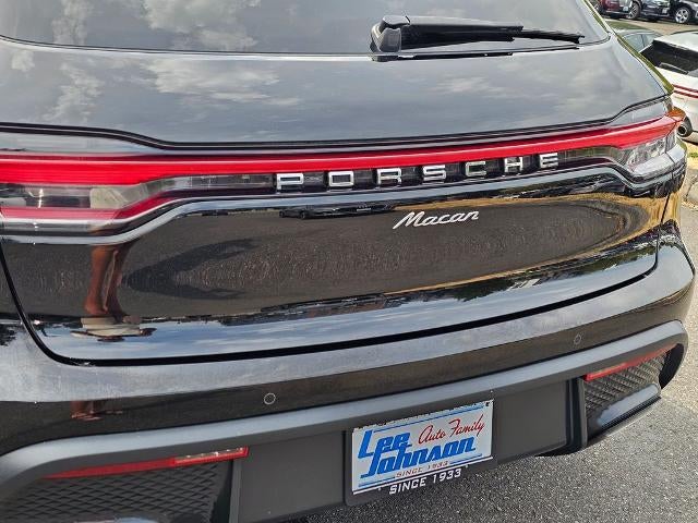2025 Porsche Macan AWD