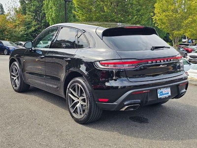 2025 Porsche Macan AWD