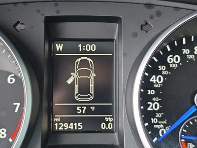 2013 Volkswagen Golf R 4dr HB