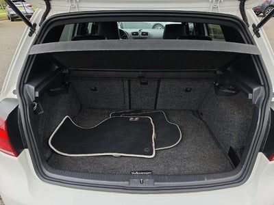 2013 Volkswagen Golf R 4dr HB