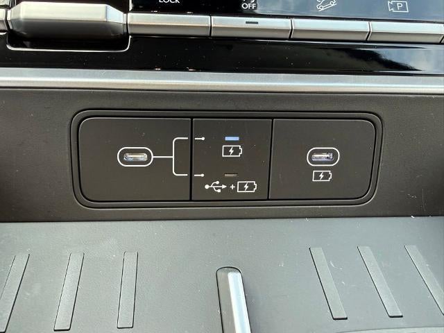 2026 Hyundai SANTA FE SE AWD