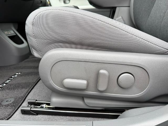 2025 Hyundai IONIQ 5 SE AWD