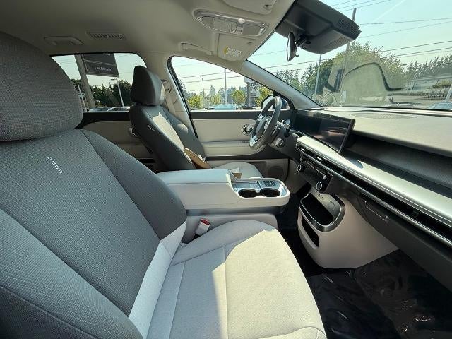 2026 Hyundai IONIQ 9 SE AWD