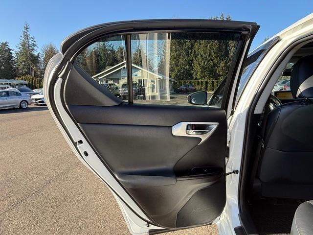 2011 Lexus CT 200h FWD 4dr Hybrid