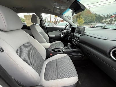 2023 Hyundai KONA SE Auto AWD