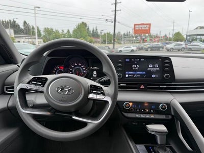 2023 Hyundai ELANTRA SEL IVT