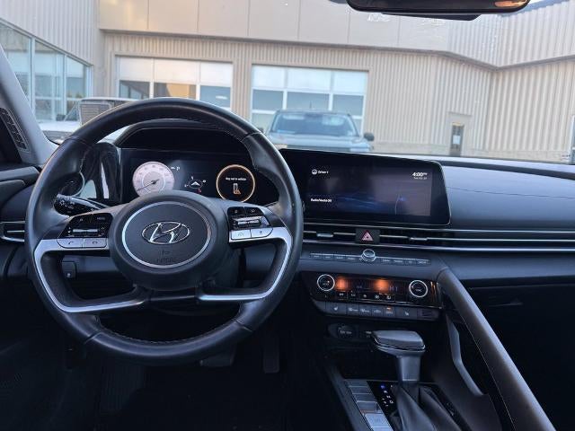 2022 Hyundai ELANTRA Limited IVT