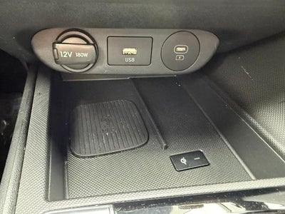 2025 Hyundai ELANTRA Limited IVT