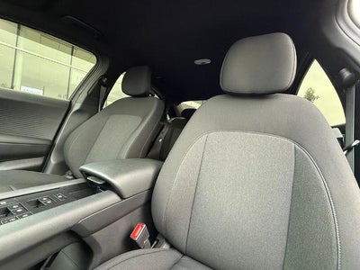 2025 Hyundai IONIQ 6 SE Standard Range RWD
