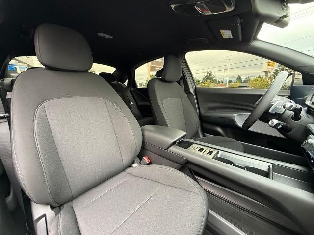 2025 Hyundai IONIQ 6 SE Standard Range RWD