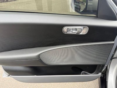 2025 Hyundai IONIQ 6 SE Standard Range RWD