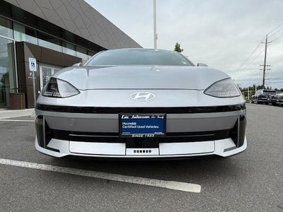 2025 Hyundai IONIQ 6 SE Standard Range RWD