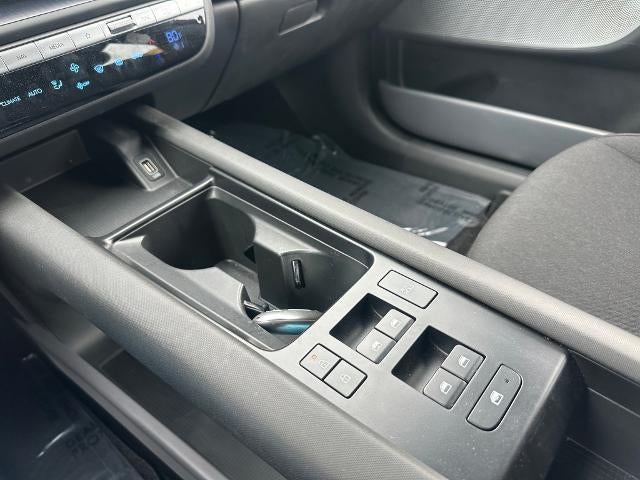 2024 Hyundai IONIQ 6 SE Standard Range RWD