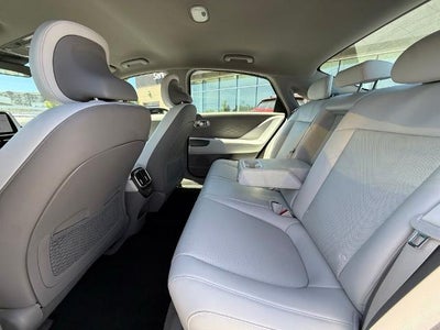 2025 Hyundai IONIQ 6 SEL RWD