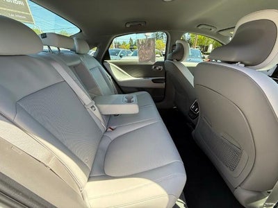 2025 Hyundai IONIQ 6 SEL RWD