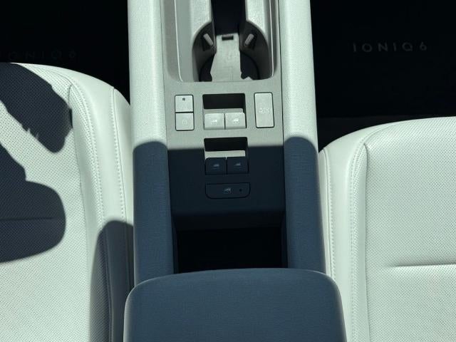 2025 Hyundai IONIQ 6 SEL RWD