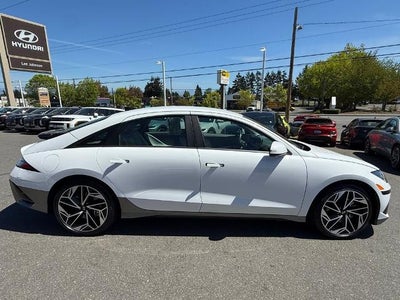 2025 Hyundai IONIQ 6 SEL RWD