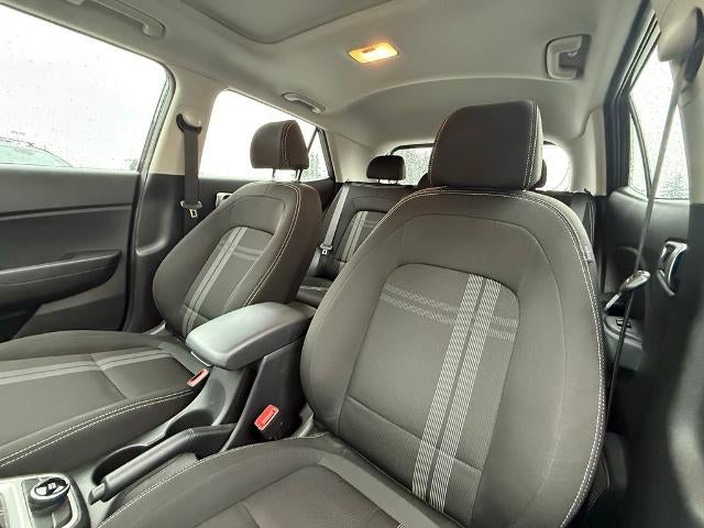 2023 Hyundai VENUE SEL IVT