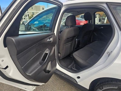 2015 Ford Focus 5dr HB SE