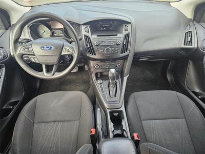 2015 Ford Focus 5dr HB SE