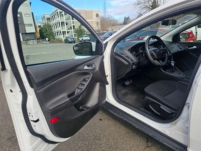 2015 Ford Focus 5dr HB SE
